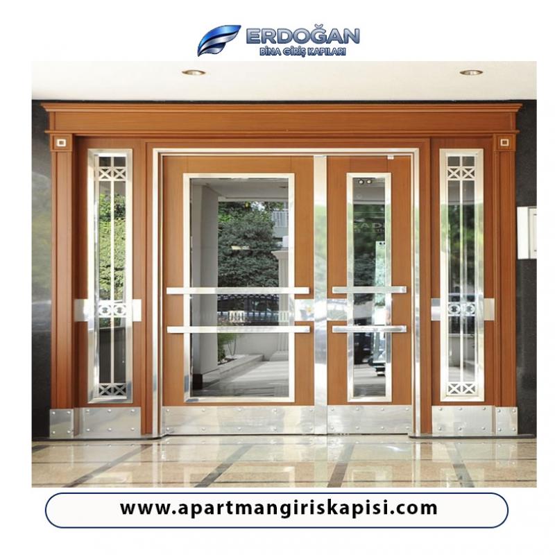 Apartman Giriş Kapısı